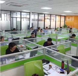 智能智造新體驗 樺樺數(shù)控攜手經銷商共探國內貿易代理新篇章